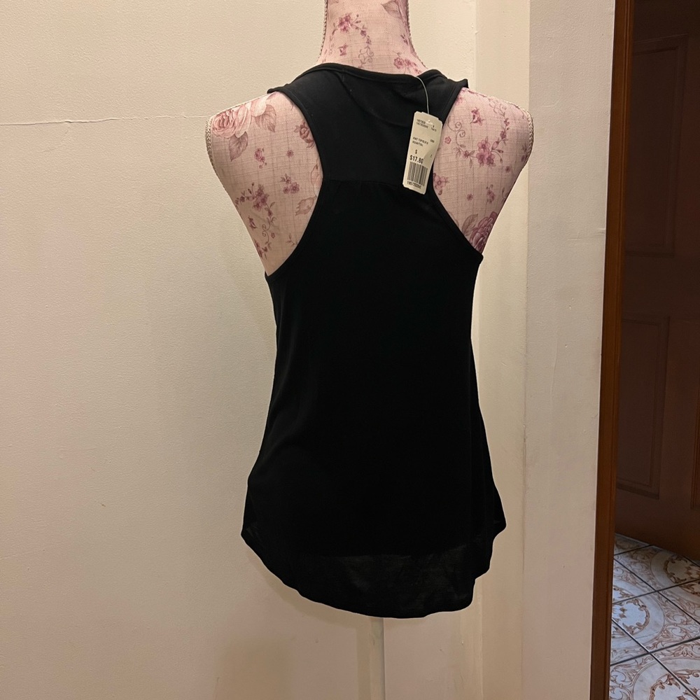 Tank top - Picture 3 of 9